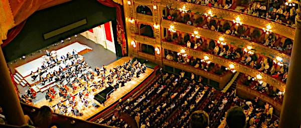 Blue Label Escort Innsbruck Oper